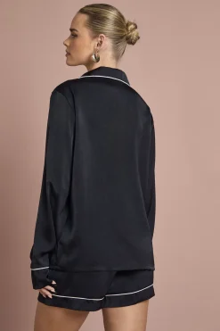 boohoo Ensemble Pyjama Chemise À Manches Longues Et Short Avec Détails De Passepoil En Satin<Femme Satin Et Dentelle|Pyjamas