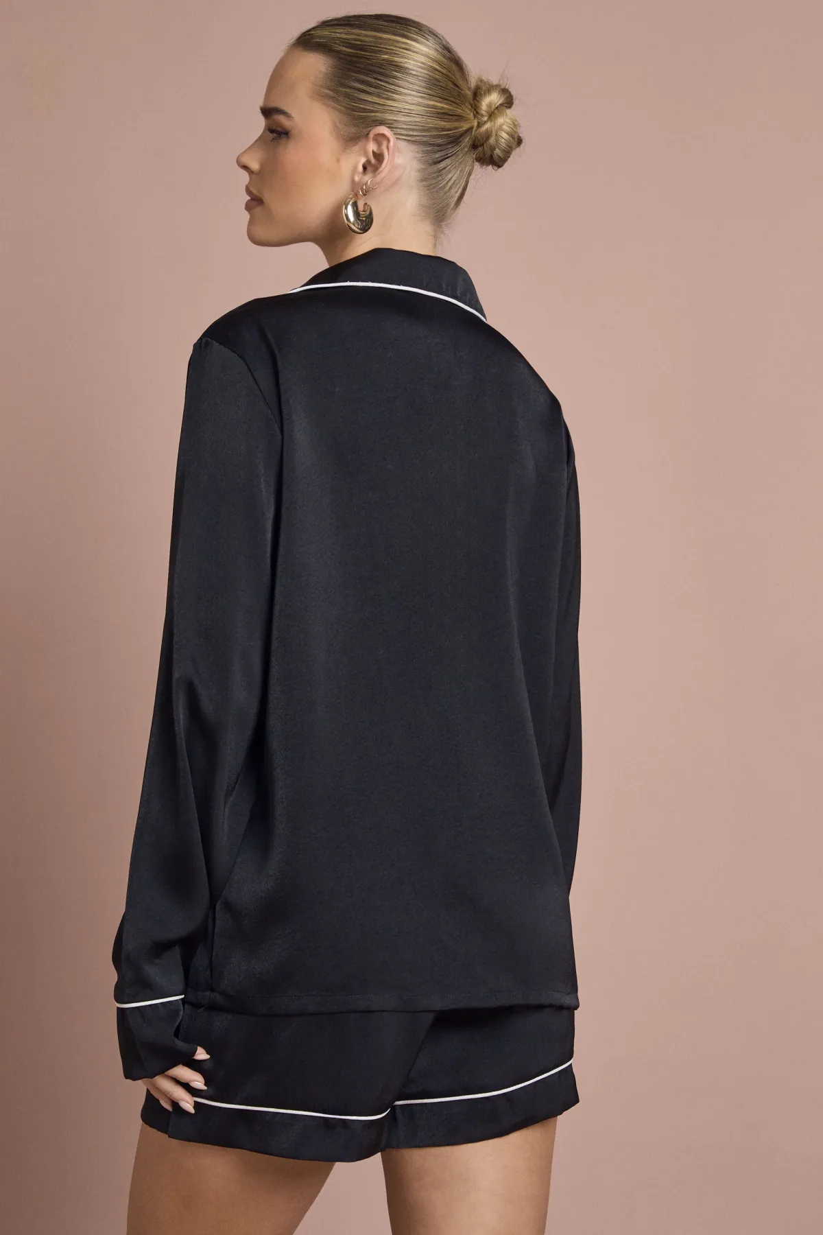 boohoo Ensemble Pyjama Chemise À Manches Longues Et Short Avec Détails De Passepoil En Satin<Femme Satin Et Dentelle|Pyjamas