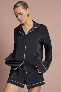 boohoo Ensemble Pyjama Chemise À Manches Longues Et Short Avec Détails De Passepoil En Satin<Femme Satin Et Dentelle|Pyjamas