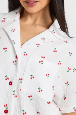 boohoo Ensemble Pyjama Chemise À Manches Courtes Et Short En Coton Texturé Imprimé Cerises<Femme Pyjamas