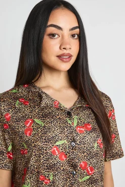 Ensemble Pyjama Chemise À Manches Courtes Et Short Imprimé Cerises Et Léopard