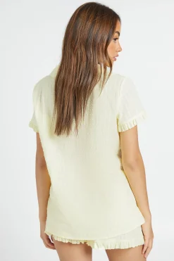 boohoo Ensemble Pyjama Chemise À Manches Courtes Et Short Avec Détails De Volants Texturés<Femme Pyjamas