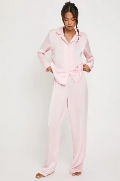 Ensemble Pyjama Chemise À Manches Longues Et Pantalon Avec Détails De Passepoil En Satin
