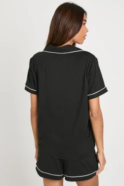 boohoo Ensemble Pyjama Chemise Manches Courtes Et Short En Jersey Avec Détails Passepoilés<Femme Pyjamas