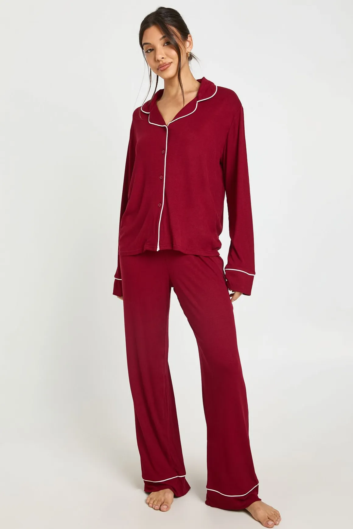 Ensemble Pyjama Chemise À Manches Longues Et Pantalon En Jersey Côtelé Doux Avec Passepoil Contrastant