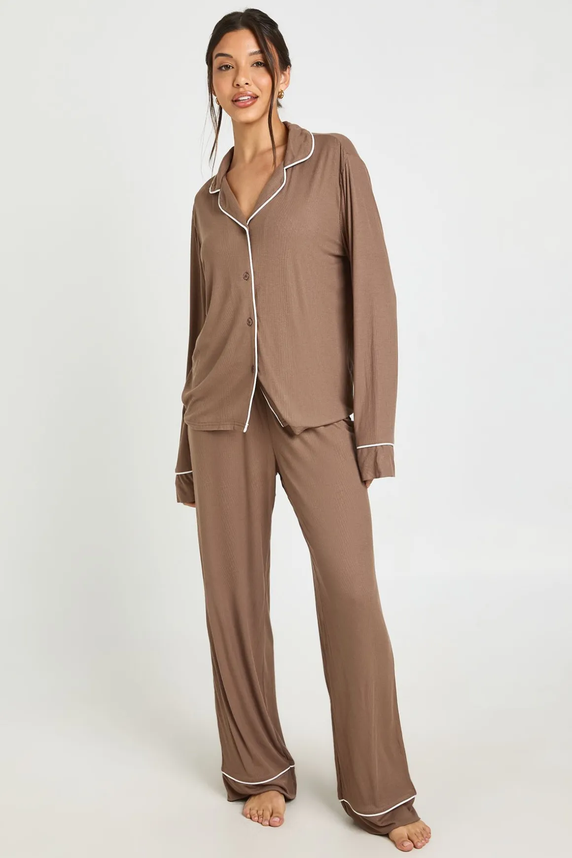 Ensemble Pyjama Chemise À Manches Longues Et Pantalon En Jersey Côtelé Doux Avec Détails De Passepoil