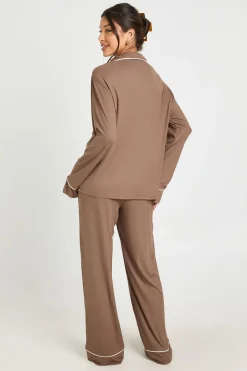 Ensemble Pyjama Chemise À Manches Longues Et Pantalon En Jersey Côtelé Doux Avec Détails De Passepoil