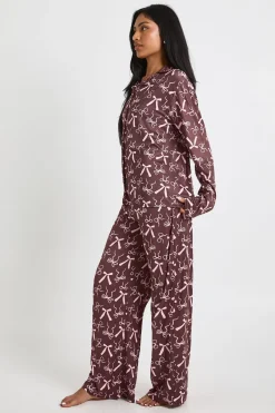 boohoo Ensemble pyjama chemise à manches longues à imprimé mixte de nœuds et pantalon<Femme Pyjamas