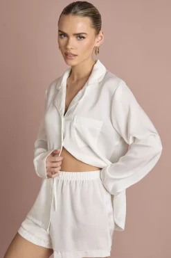 Ensemble Pyjama de Mariée 'Bride' en Satin Brodé avec Chemise à Manches Longues et Short