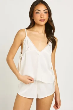 Ensemble Pyjama De Mariée Caraco Et Short En Satin Avec Détail Dentelle Et Dos Noué