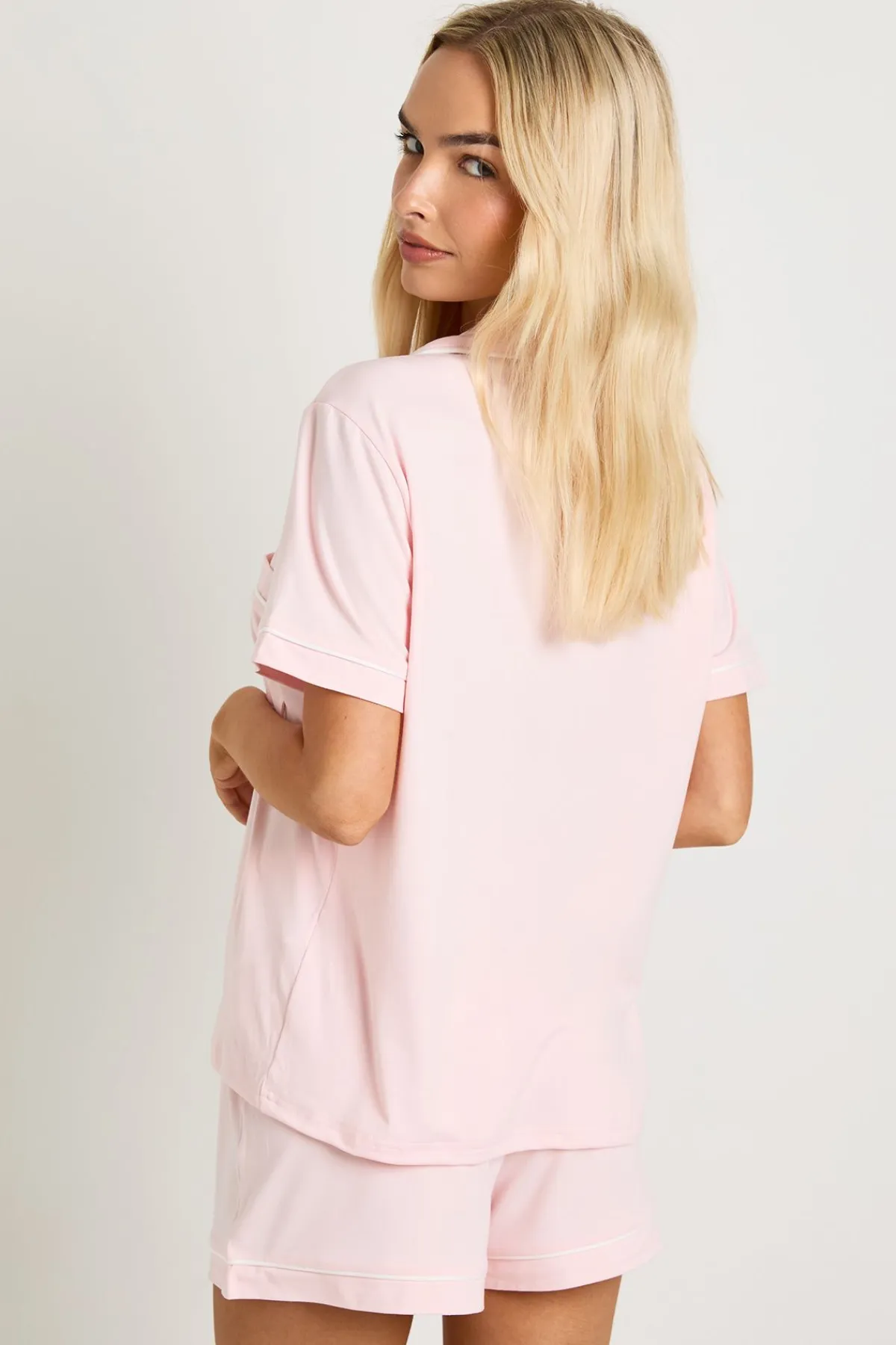 boohoo Ensemble Pyjama en Jersey avec Détails Passepoilés - Chemise Manches Courtes et Short<Femme Pyjamas
