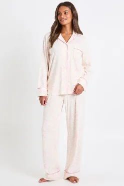 boohoo Ensemble pyjama femme assorti à l'imprimé nœud familial, comprenant une chemise à manches longues ultra douce et un pantalon<Femme Pyjamas