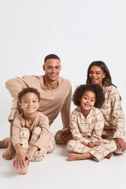 Ensemble pyjama femme assorti à la famille et au bébé en polaire à imprimé Fairisle, chemise à manches longues et pantalon