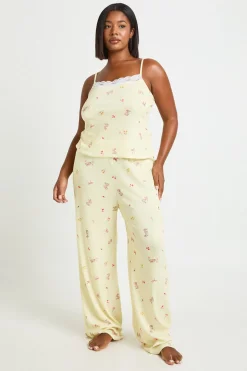 boohoo Ensemble Pyjama Grande Taille À Rayures Manches Courtes Et Short<Femme Pyjamas