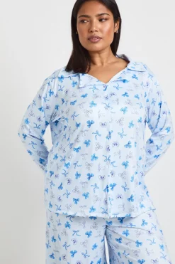 boohoo Ensemble Pyjama Grande Taille Chemise À Manches Longues Et Pantalon Imprimé Pois Et Nœuds<Femme Pois|Pyjamas