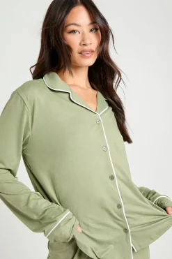 boohoo Ensemble Pyjama Grande Taille Chemise À Manches Longues Et Pantalon En Jersey Avec Détails Passepoilés<Femme Pyjamas