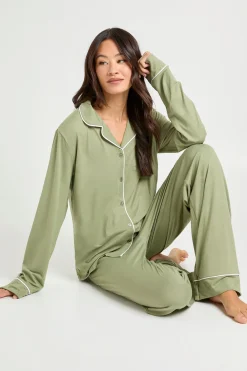 boohoo Ensemble Pyjama Grande Taille Chemise À Manches Longues Et Pantalon En Jersey Avec Détails Passepoilés<Femme Pyjamas