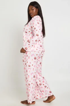 boohoo Ensemble Pyjama Grande Taille Chemise À Manches Longues Et Pantalon Imprimé Gâteaux Et Nœuds<Femme Pyjamas