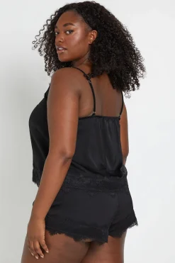 boohoo Ensemble Pyjama Grande Taille Caraco Et Short En Satin Avec Dentelle<Femme Satin Et Dentelle|Pyjamas