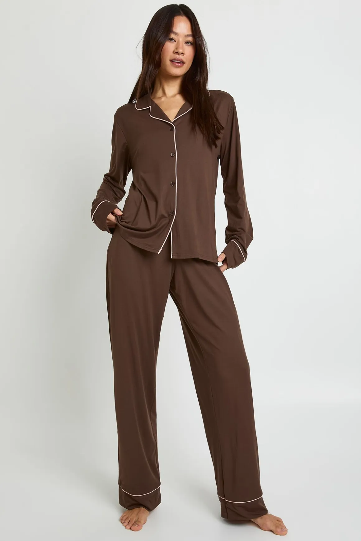 Ensemble Pyjama Grande Taille En Jersey Avec Détails Passepoilés Chemise À Manches Longues Et Pantalon