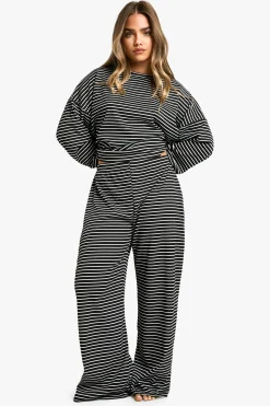 boohoo Ensemble Pyjama Haut À Manches Longues Rayé Et Pantalon Petite<Femme Pyjamas