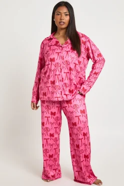 boohoo Ensemble pyjama à manches longues et pantalon à motif nœud Plus<Femme Pyjamas