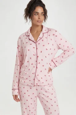 boohoo Ensemble Pyjama À Manches Longues Et Pantalon Avec Imprimé Cerises Et Détails Passepoilés<Femme Pyjamas