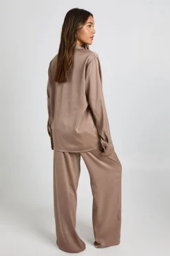 boohoo Ensemble pyjama oversize : Chemise à manches longues en satin & pantalon<Femme Satin Et Dentelle|Pyjamas