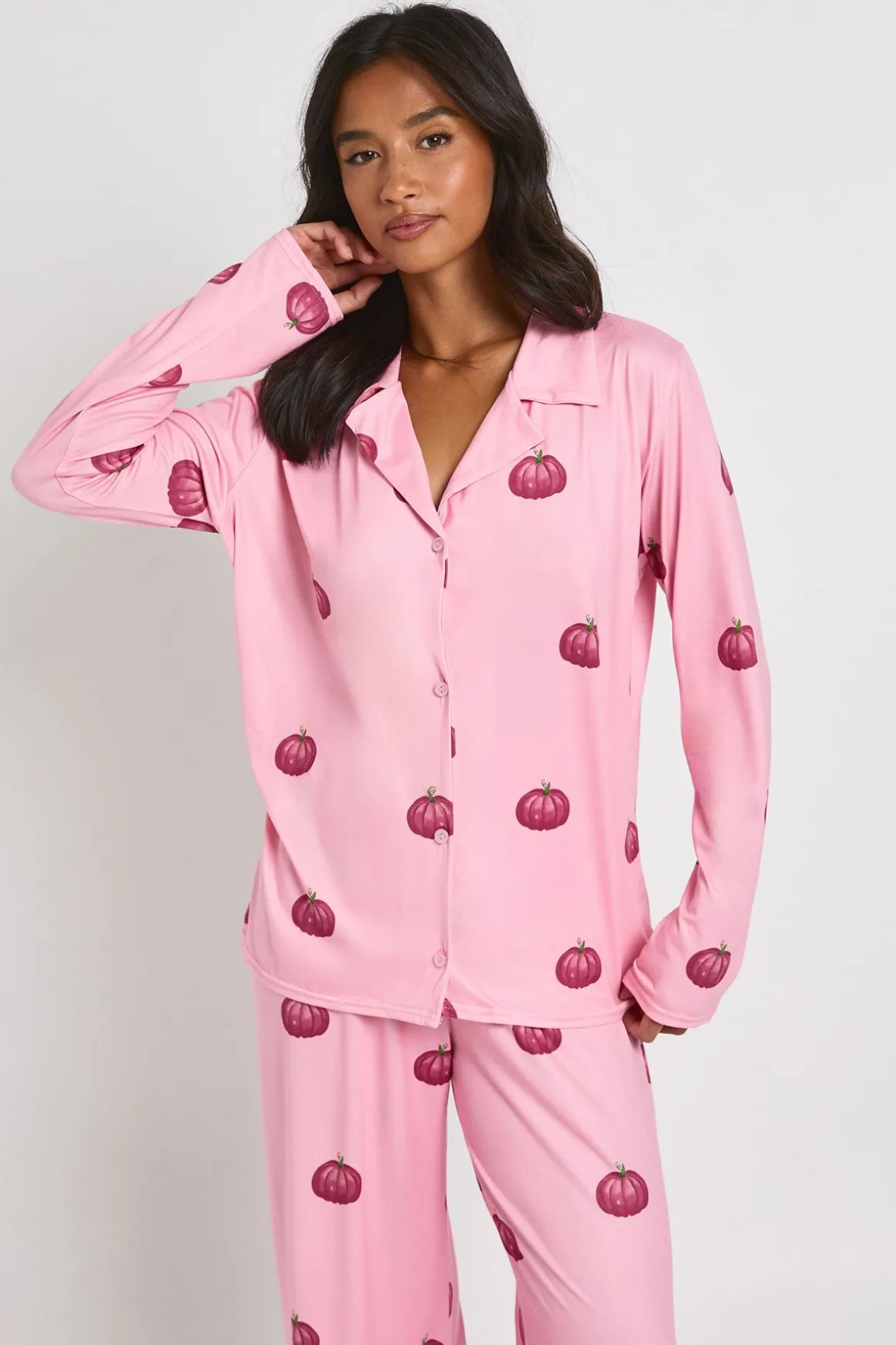 Ensemble Pyjama Petite À Manches Longues Avec Imprimé Citrouilles D'halloween Chemise & Pantalon
