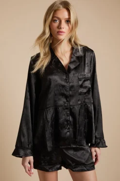 Ensemble Pyjama Short en Satin avec Détail Nœud Jacquard