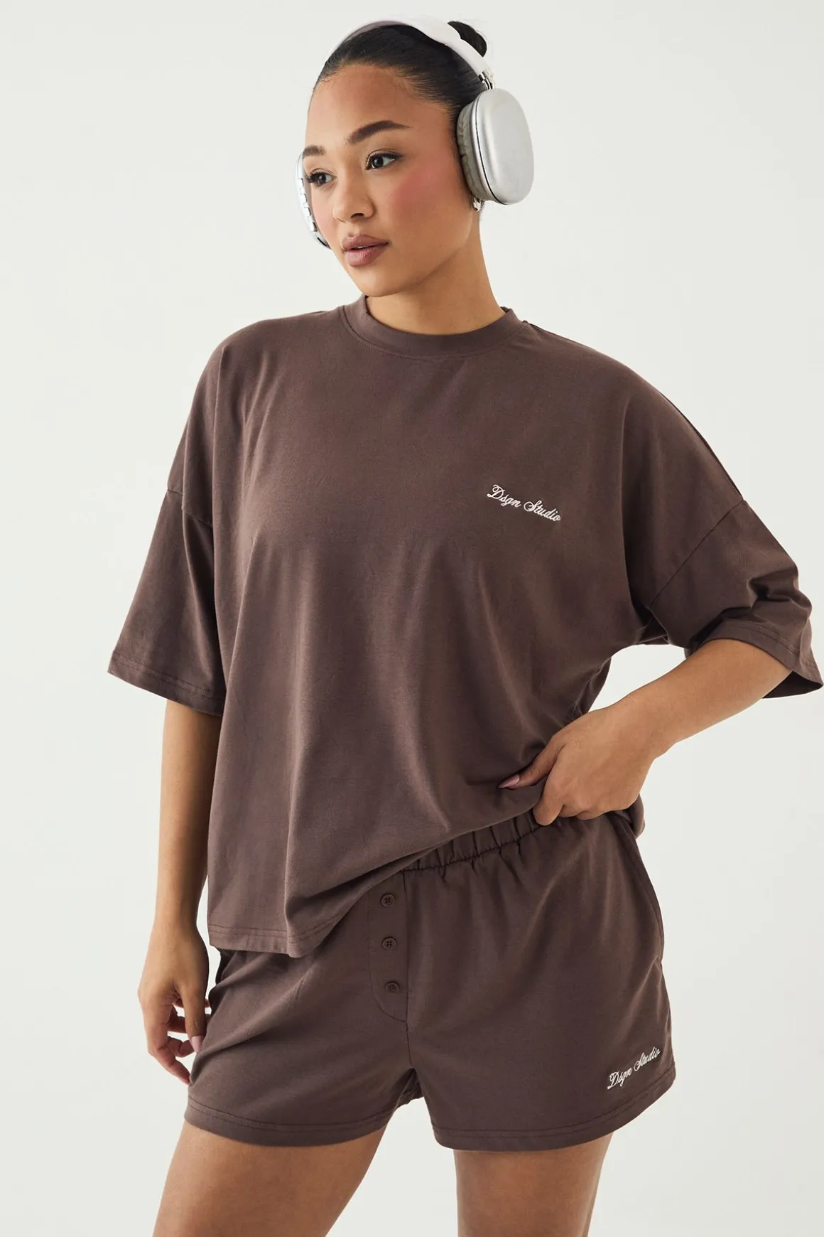 Ensemble Short Et T-shirt Henley Ultra-doux Dsgn Studio