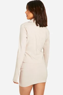 boohoo Ensemble super stretch avec chemise cintrée et mini-jupe<Femme Tailleurs|Tops