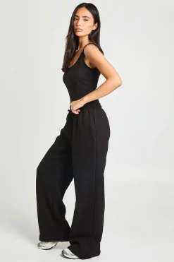 boohoo Ensemble Survêtement Body String À Encolure Dégagée Et Jogger Droit À Jambes Larges<Femme Survêtements|Survêtements