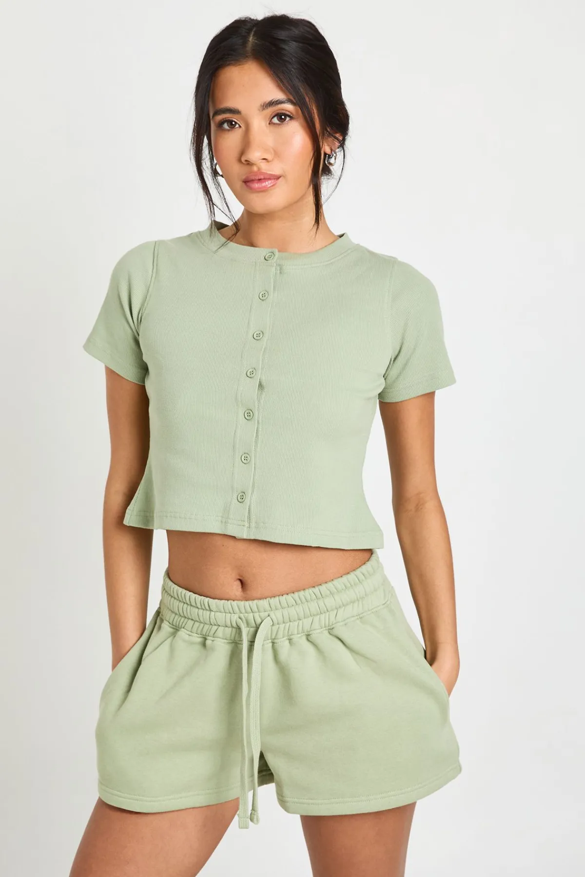 boohoo Ensemble Survêtement Côtelé Haut Court À Manches Courtes Boutonné Et Short<Femme Survêtements|Survêtements