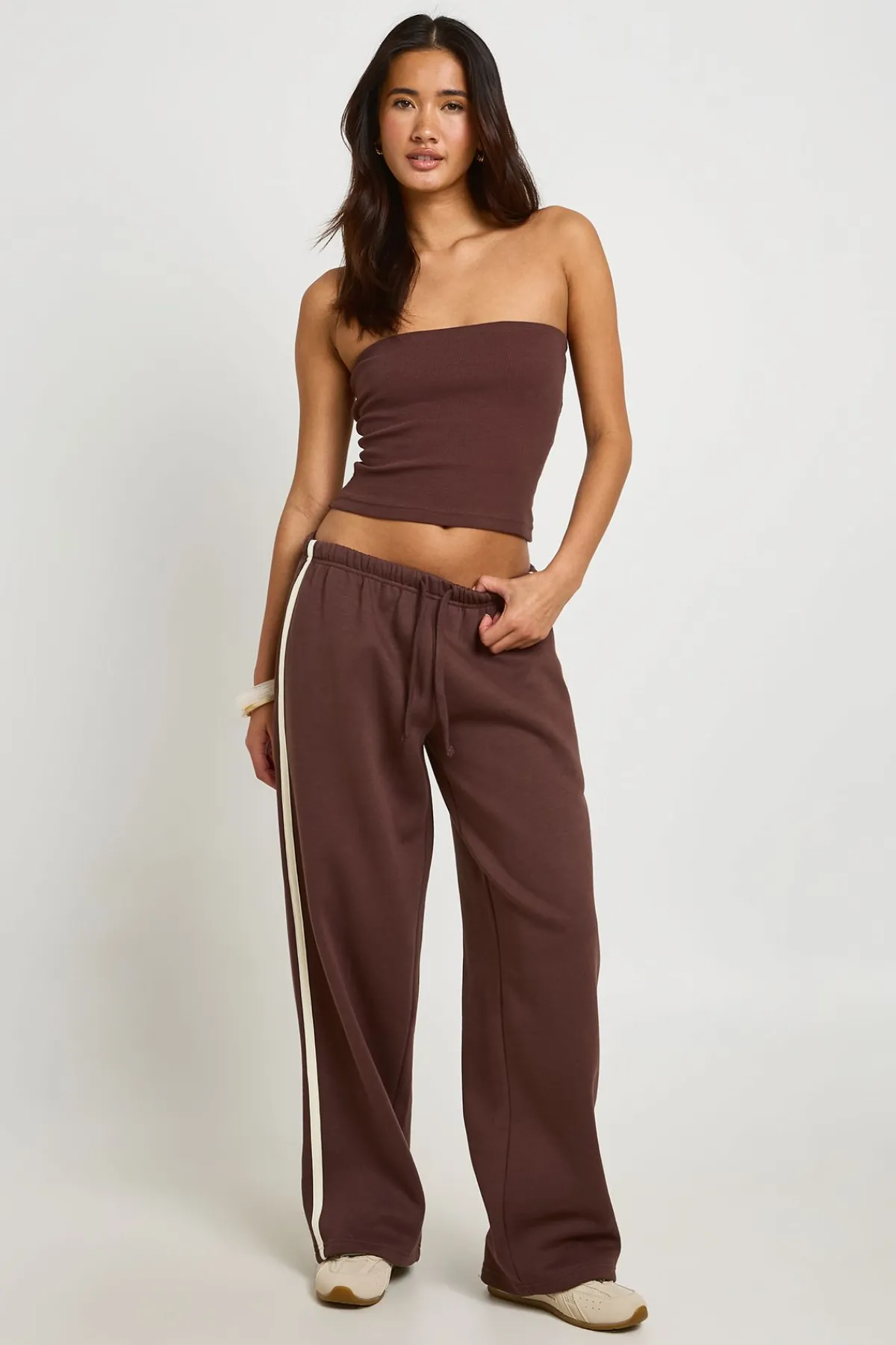 boohoo Ensemble Survêtement Haut Bandeau Côtelé Et Jogger Rayé<Femme Survêtements|Survêtements