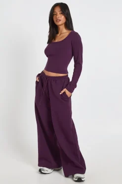 boohoo Ensemble Survêtement Petite Avec Haut Manches Longues Col Rond Et Pantalon Jogger Jambe Droite<Femme Survêtements|Survêtements