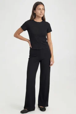 boohoo Ensemble Tall Haut Côtelé Froissé À Manches Courtes Avec Boutons Et Pantalon<Femme Ensembles