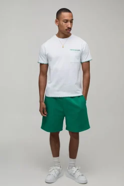 Ensemble T-shirt Ajusté Et Short Coupe Régulière Avec Surpiqûre Contrastante