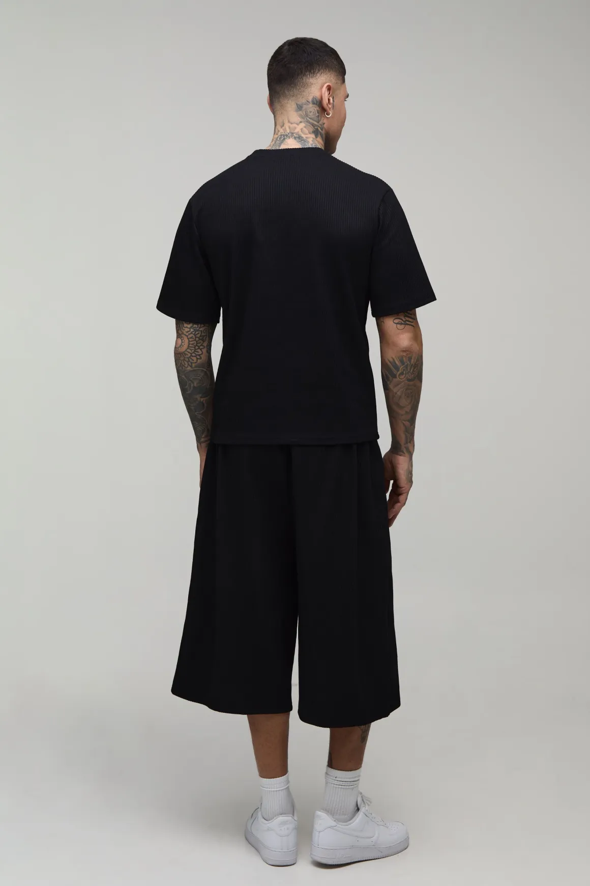 Ensemble T-shirt Ample Plissé Et Bermuda Pour Grande Taille