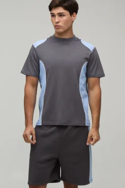 Ensemble T-shirt Coupe Régulière Et Short Ample Avec Passepoil Contrastant