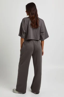 Ensemble T-shirt Court Ample Et Pantalon De Jogging