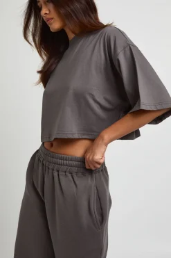 Ensemble T-shirt Court Ample Et Pantalon De Jogging