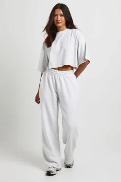 Ensemble T-shirt Court Ample Et Pantalon De Jogging