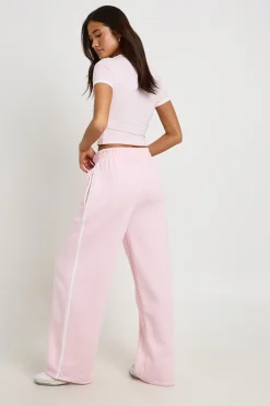 Ensemble T-shirt À Détails Passepoilés Et Jogger Droit