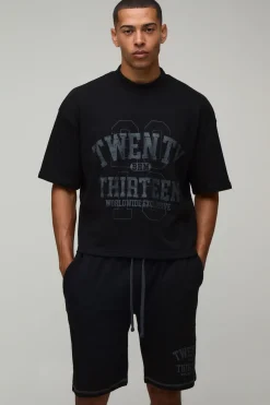 Ensemble T-shirt et short oversize imprimé à motif gaufre style varsity
