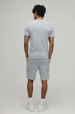 Ensemble T-shirt Gaufré Coupe Ajustée Et Short Cargo