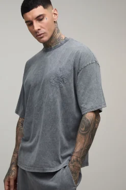 boohooMAN Ensemble T-shirt Oversize Gothique À Appliqué Fleur De Lys Délavé Et Short Ample Pour Grand<Homme Tout Afficher|Survêtements