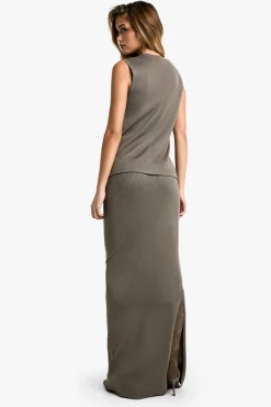 Ensemble Veste Longue Tricotée en Côtes et Jupe Maxi
