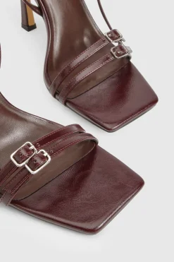 boohoo Escarpins à Bout Carré avec Brides et Boucles< Chaussures Festives|Chaussures À Talons