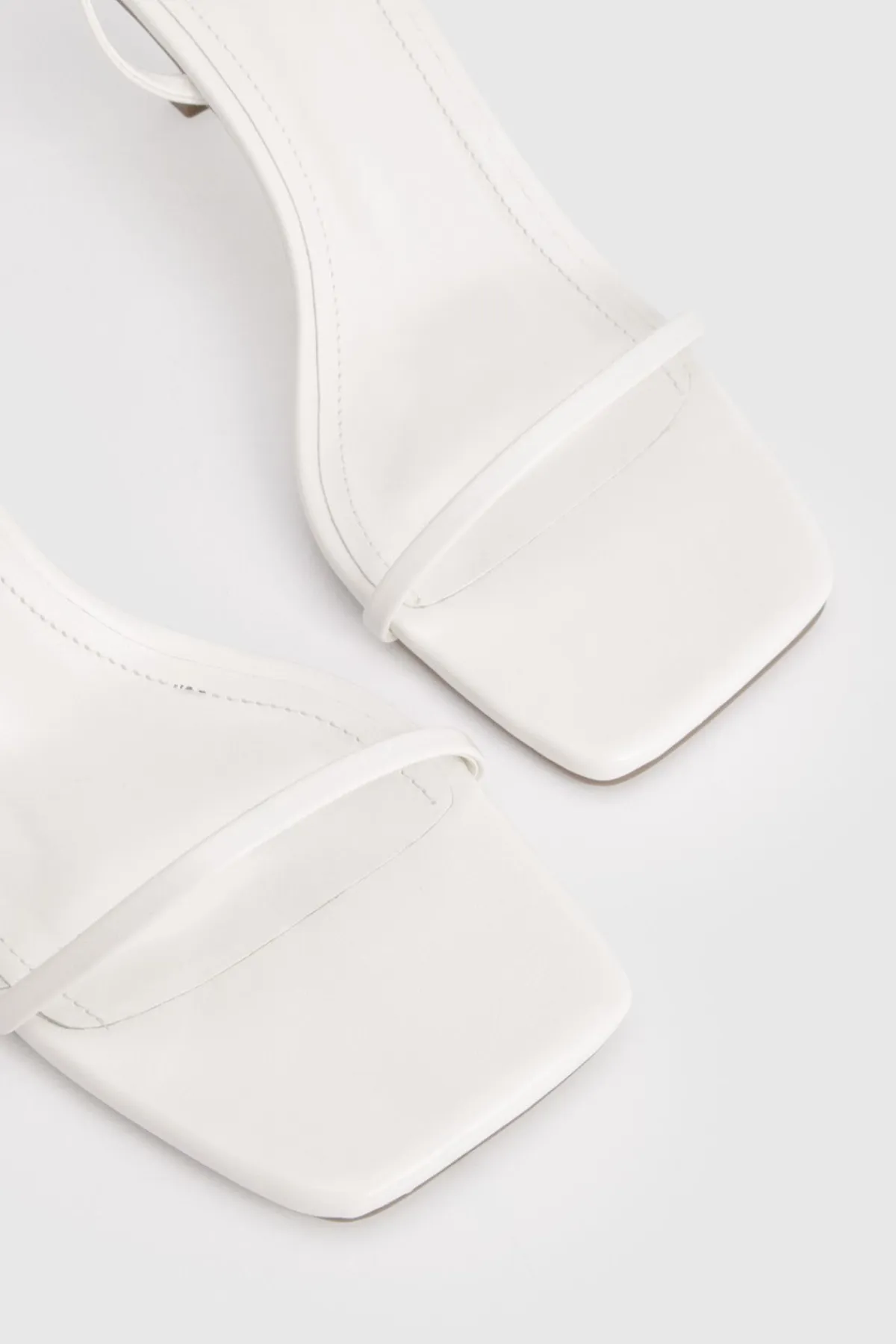 boohoo Escarpins À Bout Carré Bicolores À Talons Mi-hauts< Chaussures Festives|Chaussures À Talons